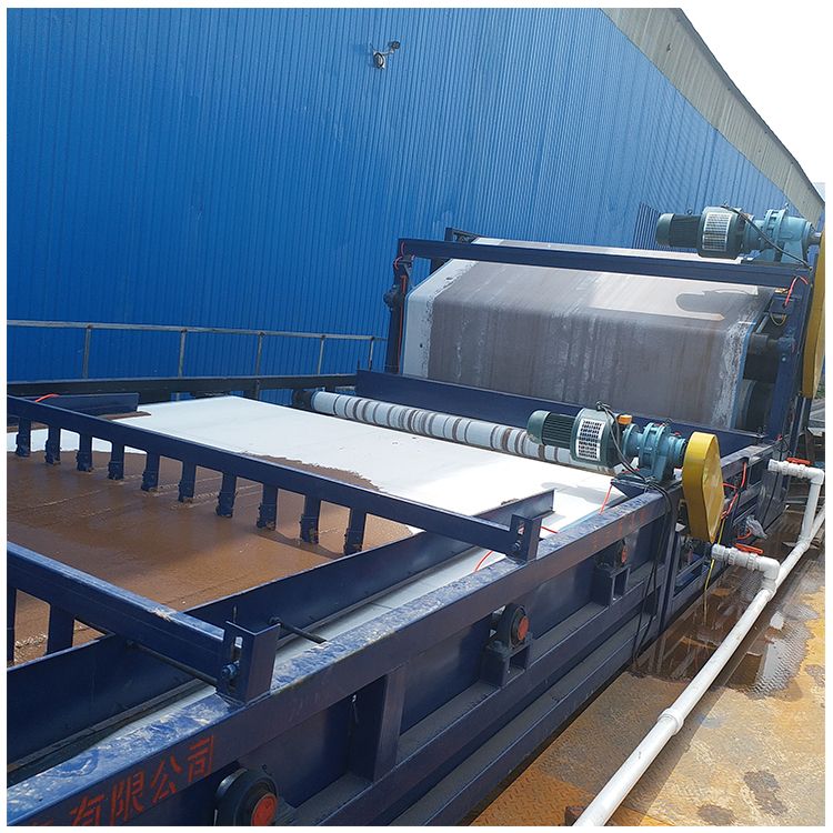 河(he)北磁(ci)縣(xian)洗沙場(chang)